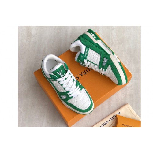 Louis Vuitton 1A9JHV Trainer sneaker on Green Monogram denim and Monogram-embossed grained calf leather Louis Vuitton 1A9JHV Trainer sneaker on Green Monogram denim and Monogram-embossed grained calf leather