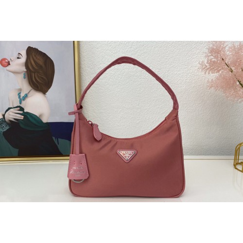 Prada 1NE515 Re-Edition 2000 nylon mini-bag in Pink Nylon Prada 1NE515 Re-Edition 2000 nylon mini-bag in Pink Nylon