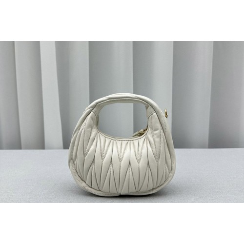 Miu Miu 5BP078 Wander matelasse nappa leather hobo mini-bag in White Leather Miu Miu 5BP078 Wander matelasse nappa leather hobo mini-bag in White Leather
