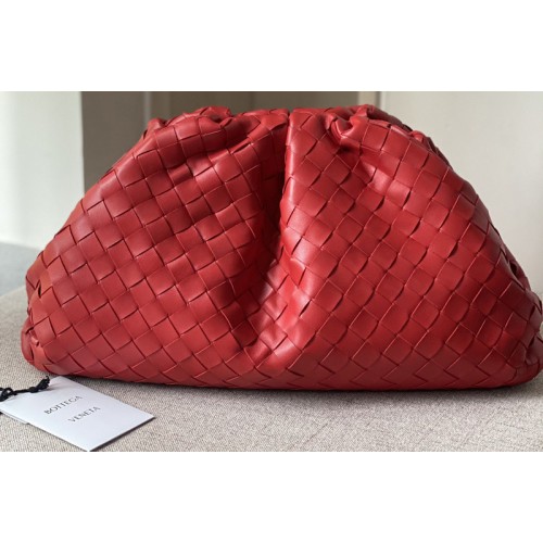 Bottega Veneta pouch bag Soft voluminous clutch in Red woven leather Bottega Veneta pouch bag Soft voluminous clutch in Red woven leather