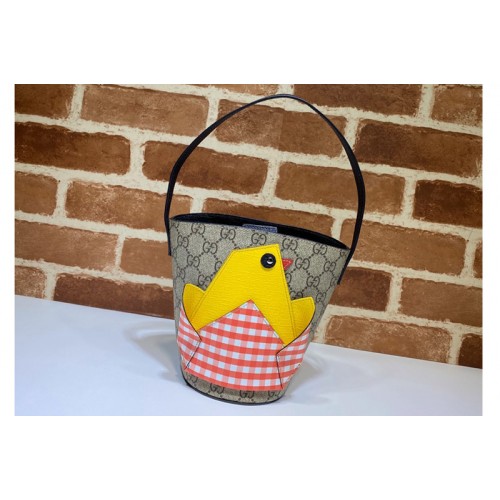 Gucci Childrens bucket bag with chick in Beige ebony Supreme canvas Gucci Childrens bucket bag with chick in Beige ebony Supreme canvas
