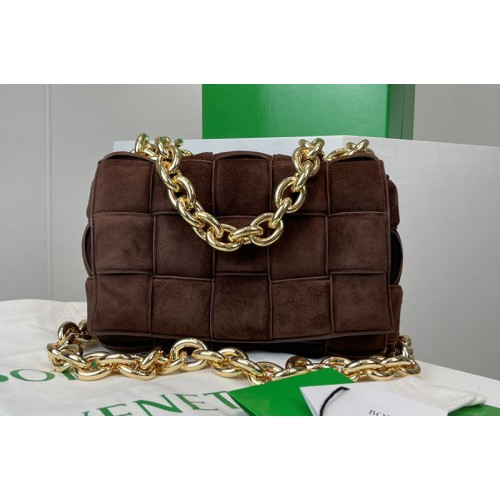 Bottega Veneta The Chain Cassette Cross-body bag in maxi Fondant Intrecciato suede cashmere Bottega Veneta The Chain Cassette Cross-body bag in maxi Fondant Intrecciato suede cashmere
