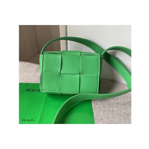 Bottega Veneta Cassette mini bag in Parakeet Intreccio leather Bottega Veneta Cassette mini bag in Parakeet Intreccio leather