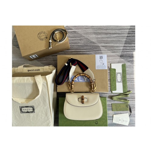 Gucci Small top handle bag with Bamboo in White leather Gucci Small top handle bag with Bamboo in White leather