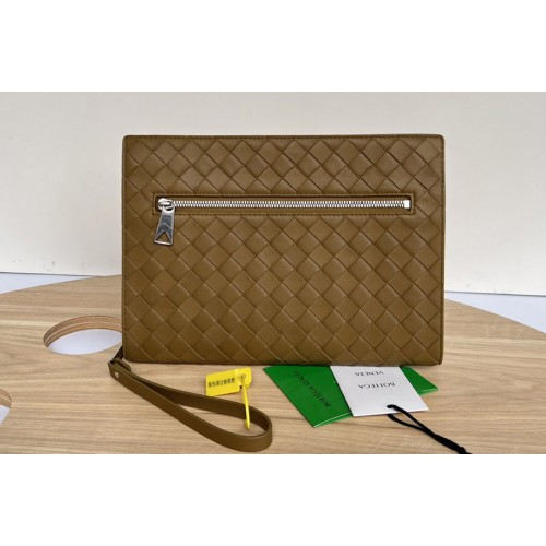 Bottega Veneta Small intrecciato leather document case in Acorn intrecciato Bottega Veneta Small intrecciato leather document case in Acorn intrecciato