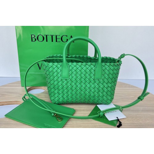 Bottega Veneta Mini Cabat tote bag in Green intreccio leather Bottega Veneta Mini Cabat tote bag in Green intreccio leather