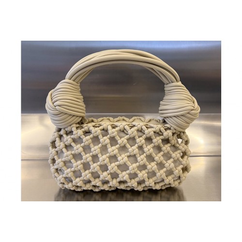 Bottega Veneta Double Knot Jodie Bag in Beige Leather Bottega Veneta Double Knot Jodie Bag in Beige Leather