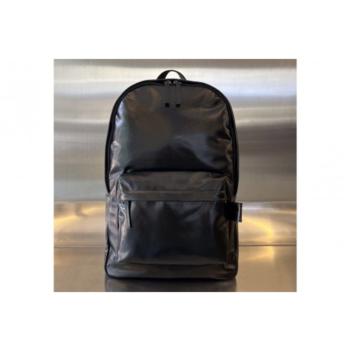 Bottega Veneta Medium Archetype Backpack in Black Leather Bottega Veneta Medium Archetype Backpack in Black Leather