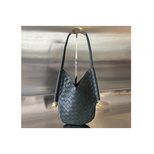 Bottega Veneta Small Solstice Shoulder Bag in Dark Green Leather Bottega Veneta Small Solstice Shoulder Bag in Dark Green Leather