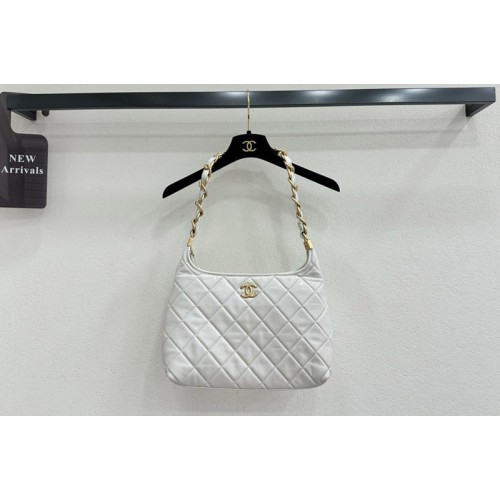 Chanel Large Hobo Bag in White Shiny Lambskin Chanel Large Hobo Bag in White Shiny Lambskin