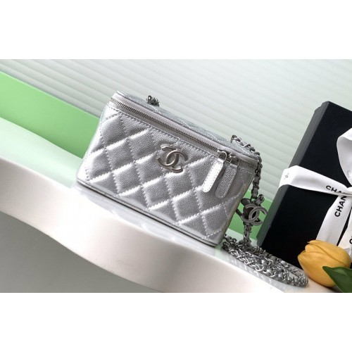 Chanel Long Vanity With Chain in Silver Leather Chanel Long Vanity With Chain in Silver Leather