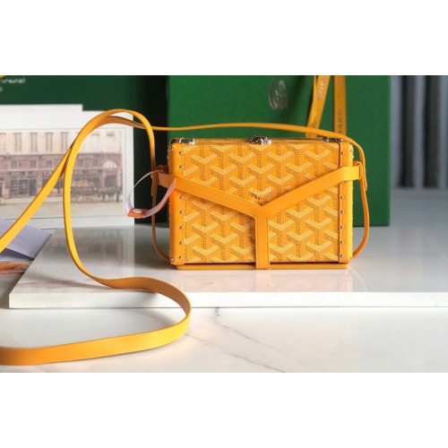Goyard Minaudiere trunk bag in Yellow Goyardine Canvas Goyard Minaudiere trunk bag in Yellow Goyardine Canvas
