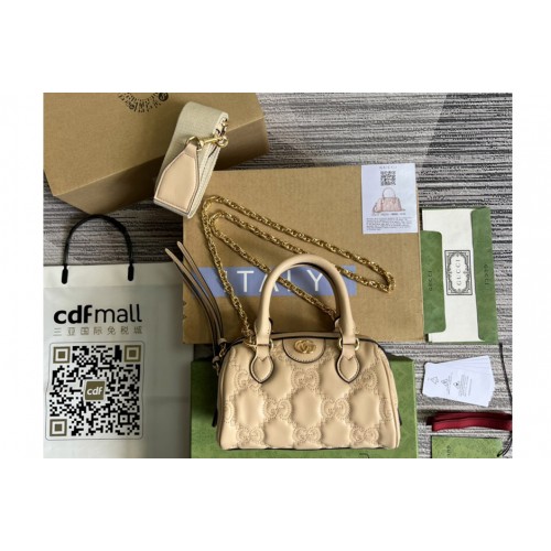 Gucci Matelasse leather mini bag in Beige Matelasse leather Gucci Matelasse leather mini bag in Beige Matelasse leather
