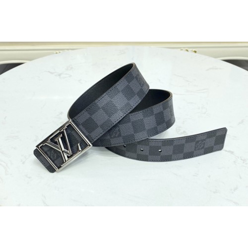 Louis Vuitton M0471V Pyramide Frame 40mm reversible belt in Damier Graphite Canvas calf leather With Black Buckle Louis Vuitton M0471V Pyramide Frame 40mm reversible belt in Damier Graphite Canvas calf leather With Black Buckle