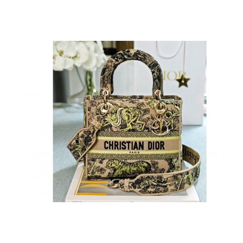 Dior M0565 Medium Dioriviera Lady D-Lite Bag in Raffia with Lemon Yellow Toile de Jouy Sauvage Embroidery Dior M0565 Medium Dioriviera Lady D-Lite Bag in Raffia with Lemon Yellow Toile de Jouy Sauvage Embroidery