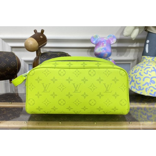 Louis Vuitton M10144 Dopp Kit toilet pouch in Neon Yellow Monogram coated canvas and Taiga cowhide leather Louis Vuitton M10144 Dopp Kit toilet pouch in Neon Yellow Monogram coated canvas and Taiga cowhide leather
