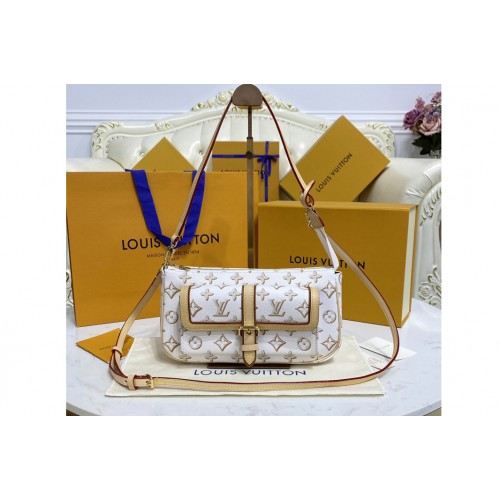 Louis Vuitton M20920 Maxi Multi Pochette Accessoires handbag in Beige Monogram coated canvas Louis Vuitton M20920 Maxi Multi Pochette Accessoires handbag in Beige Monogram coated canvas
