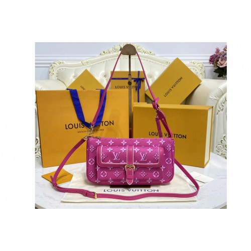 Louis Vuitton M46161 Maxi Multi Pochette Accessoires handbag in Pink Monogram coated canvas Louis Vuitton M46161 Maxi Multi Pochette Accessoires handbag in Pink Monogram coated canvas