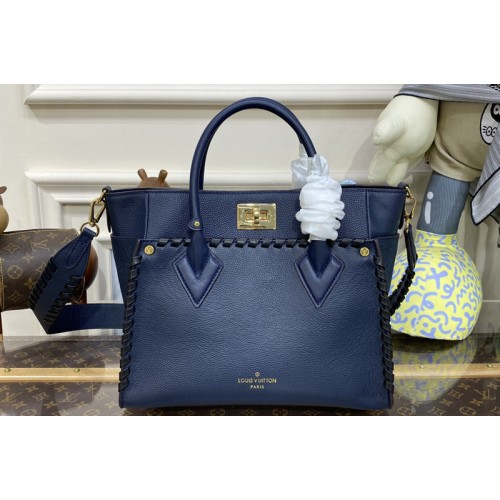 Louis Vuitton M21569 On My Side MM handbag in Navy Blue Calf leather Louis Vuitton M21569 On My Side MM handbag in Navy Blue Calf leather