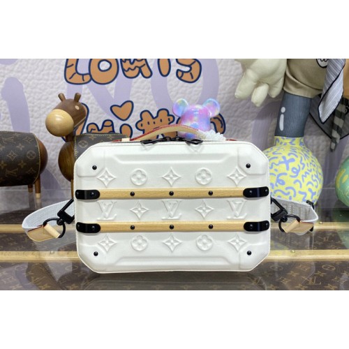 Louis Vuitton M21950 Future Trunk Bag in White Calf leather Louis Vuitton M21950 Future Trunk Bag in White Calf leather