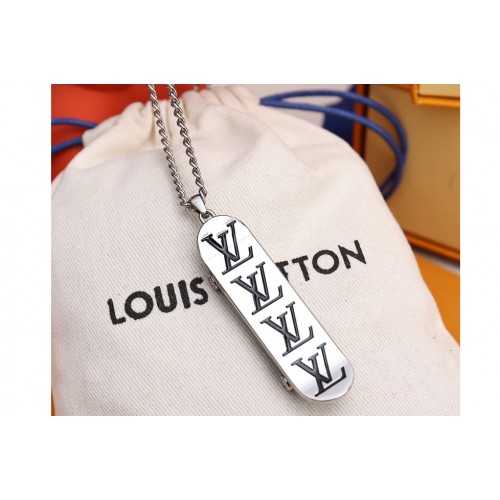 Louis Vuitton MP3276 Skateboard Pendant on Black Louis Vuitton MP3276 Skateboard Pendant on Black