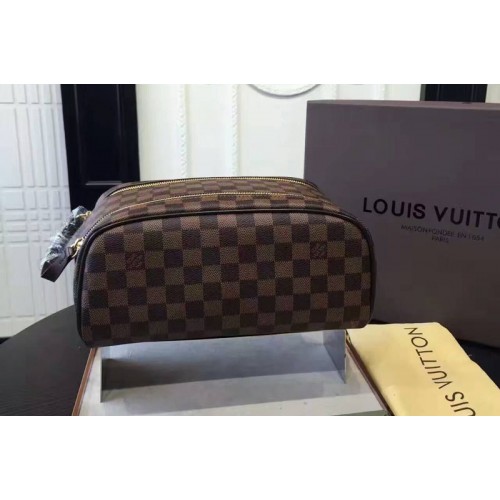 Louis Vuitton N47527 King Size Toiletry Bag in Damier Canvas Louis Vuitton N47527 King Size Toiletry Bag in Damier Canvas
