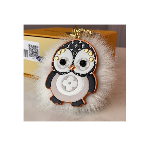 Louis Vuitton M69007 Penguin Fur bag charm and key holder Louis Vuitton M69007 Penguin Fur bag charm and key holder