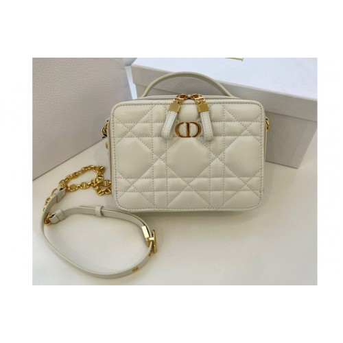 Dior S5140 Dior Caro box bag with chain in Latte Quilted Macrocannage Calfskin Dior S5140 Dior Caro box bag with chain in Latte Quilted Macrocannage Calfskin