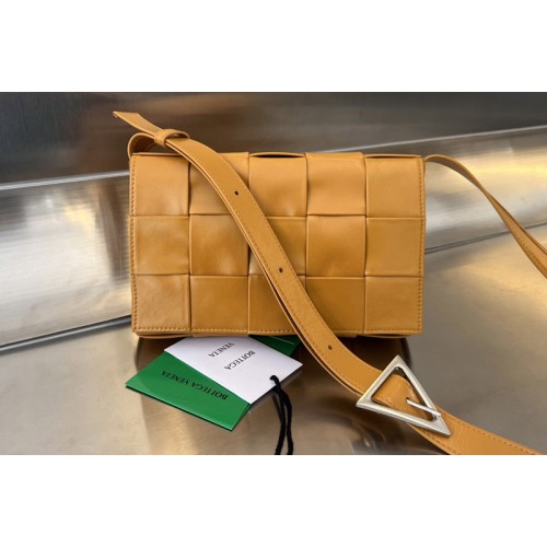Bottega Veneta Cassette Bag in Orange intreccio leather Bottega Veneta Cassette Bag in Orange intreccio leather