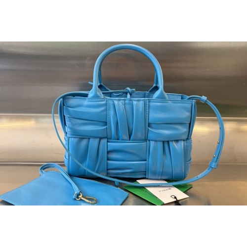 Bottega Veneta Mini Arco Tote Bag in Blue foulard intreccio leather Bottega Veneta Mini Arco Tote Bag in Blue foulard intreccio leather