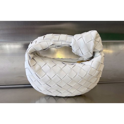 Bottega Veneta Candy Jodie Bag in White intrecciato leather Bottega Veneta Candy Jodie Bag in White intrecciato leather
