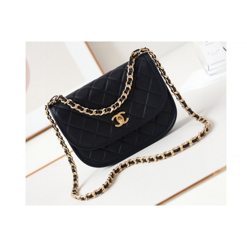 Chanel Hobo Bag in Black Calfskin Chanel Hobo Bag in Black Calfskin