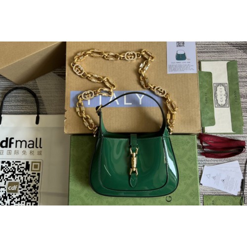 Gucci Jackie 1961 mini shoulder bag in Green patent leather Gucci Jackie 1961 mini shoulder bag in Green patent leather